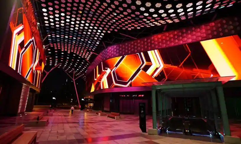 Manar Mall dining