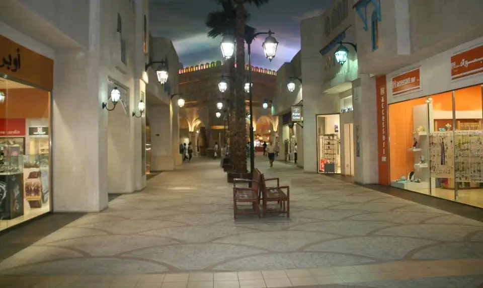 Bus 30: Dubai Mall to Deira