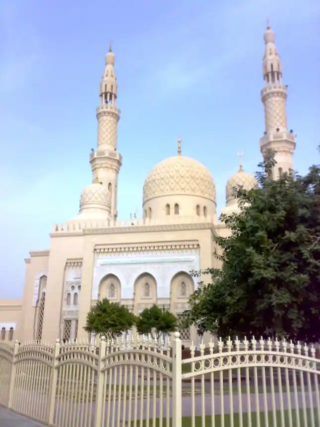 Bus 61: Al Ghubaiba to Ras Al Khor