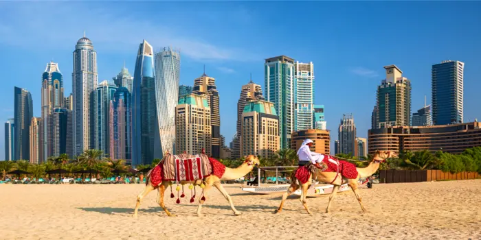 Iconic Dubai desert sunset – top reasons to visit Dubai for adventure