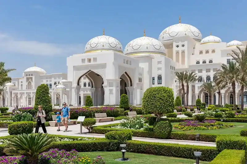 Abu Dhabi city tour Qasr Al Watan